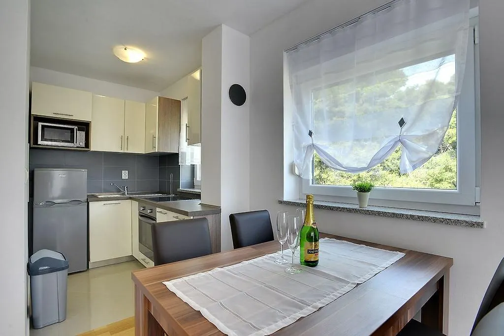 Apartments Kralj Medulin