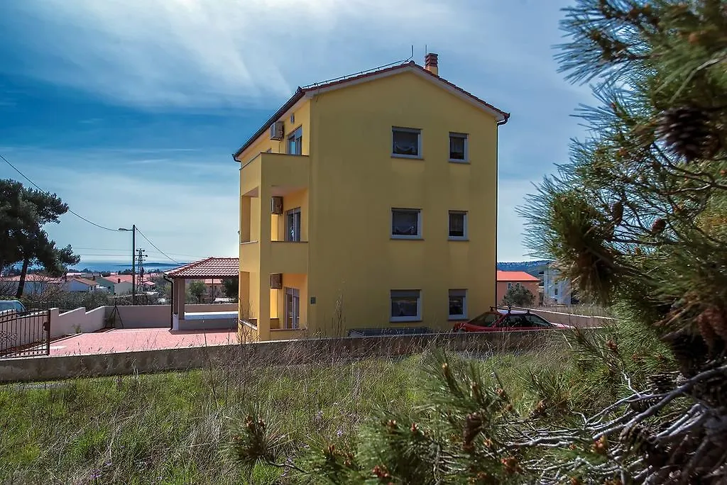 Apartments Kralj Medulin